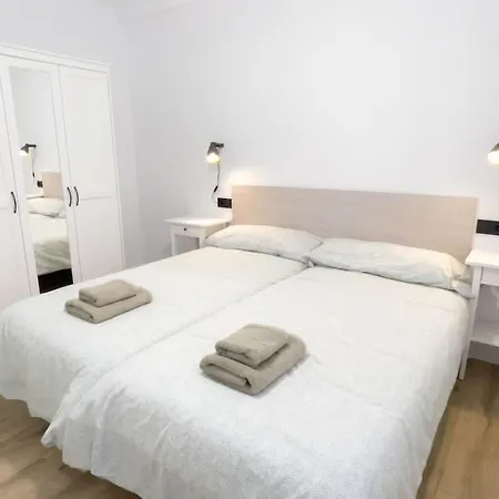 Apartamento Los Raqueros En El Centro De *