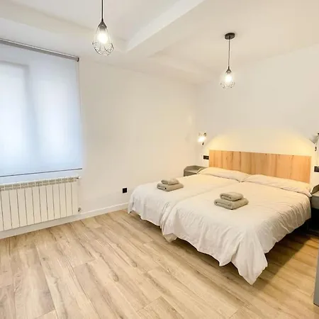Apartamento Los Raqueros En El Centro De *