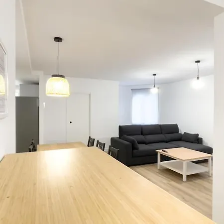 Apartamento Los Raqueros En El Centro De *
